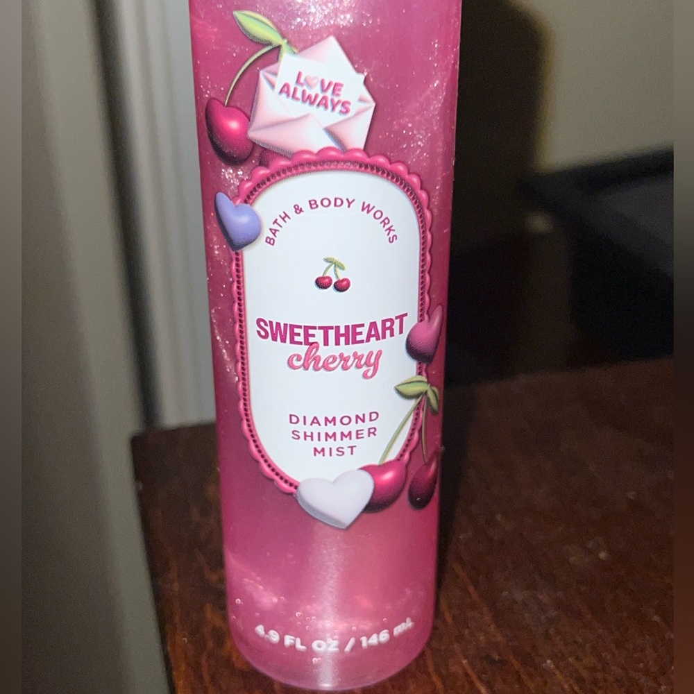 New Bath & body Works diamond spray in the scent sweetheart cherry